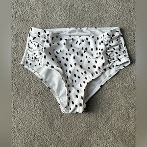 High waist bikini bottoms